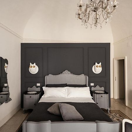 Bianko Ecochic & L'Angolo Di Levante เอนนา ภายนอก รูปภาพ