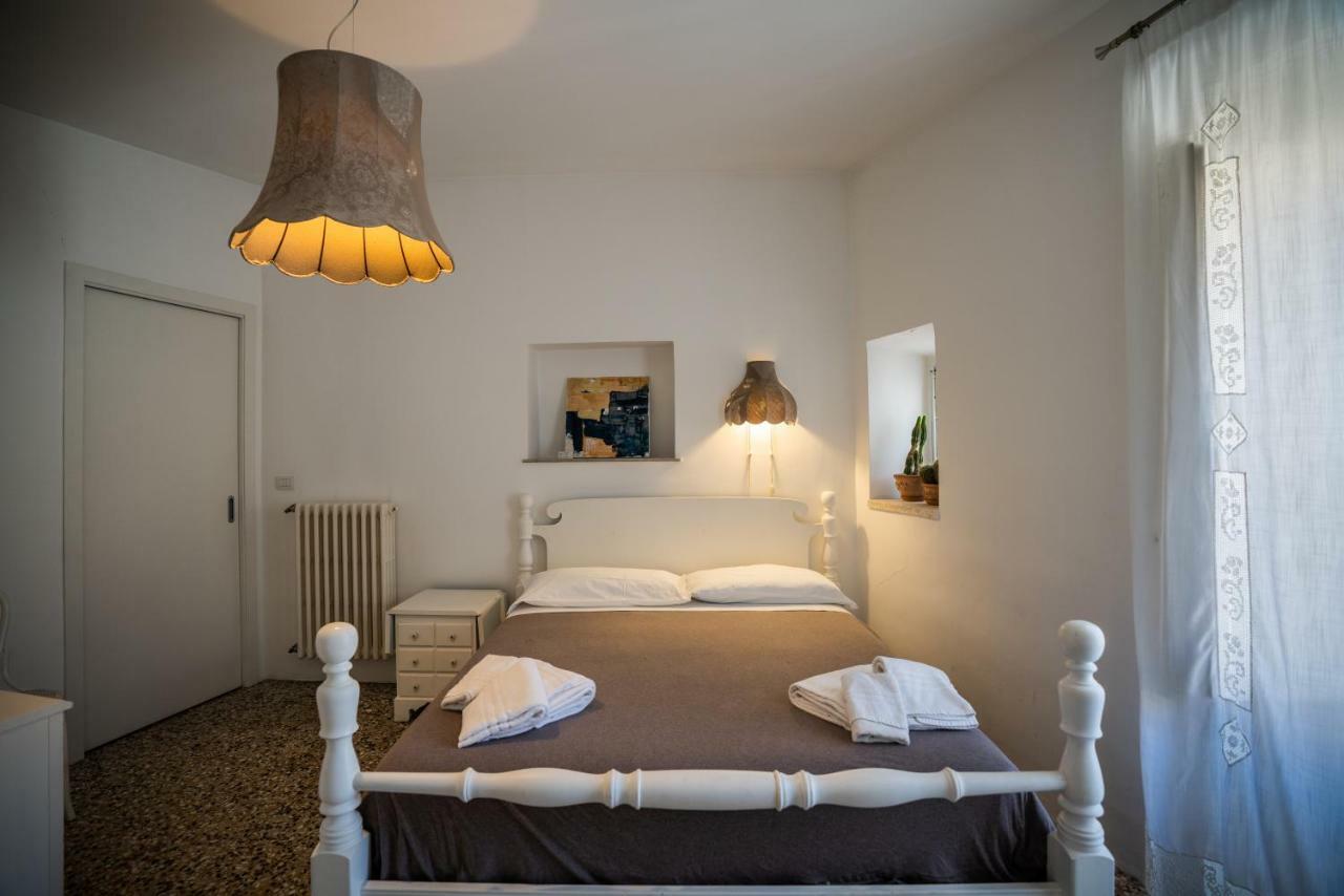 Bianko Ecochic & L'Angolo Di Levante เอนนา ภายนอก รูปภาพ